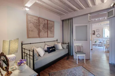 Casa Monique, A Smart Designed Sweet Air Conditioned Apartment Inside the Walls of Lucca – Photos 6